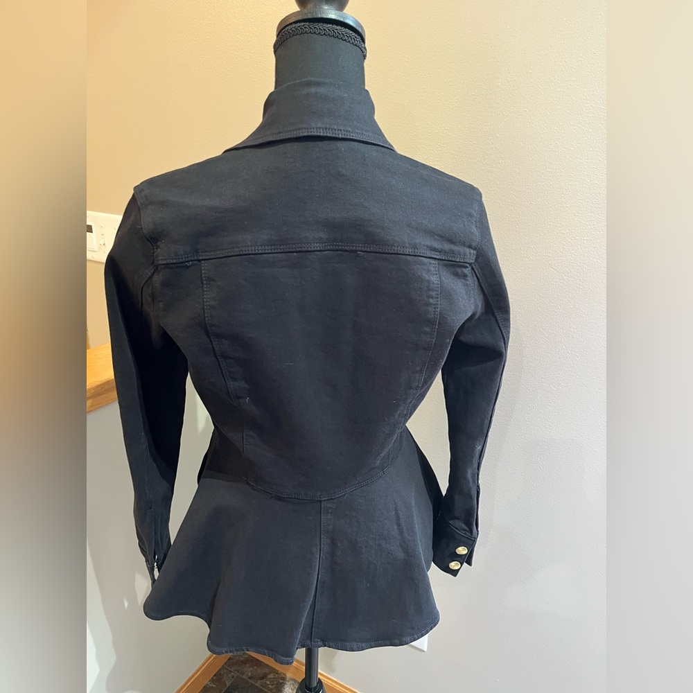 Frame black denim flounce peplum slim fit metal button jean jacket. Size XXS - Picture 6 of 16